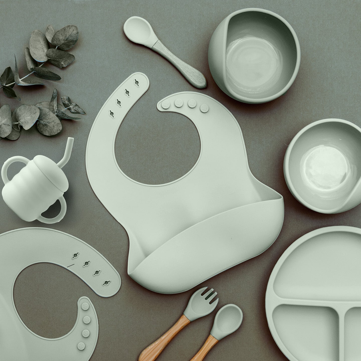 Tiny Dining Sage Feeding Set